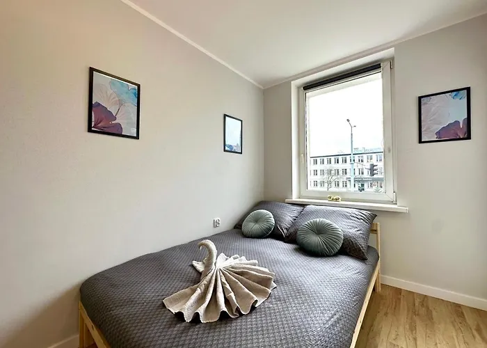 Mmrent Pussycat Room