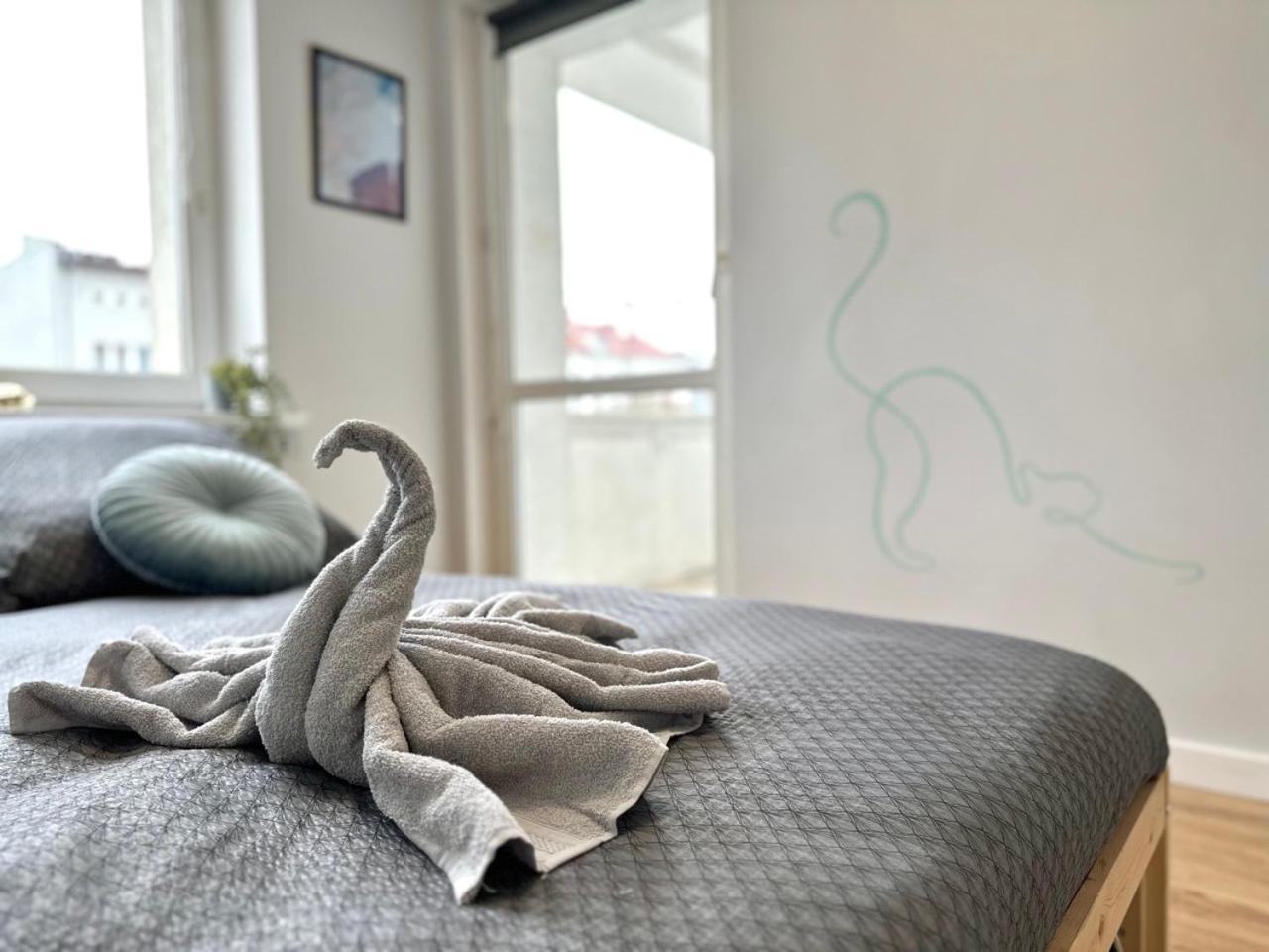 Mmrent Pussycat Homestay *